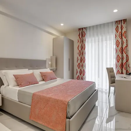 Vomero High Otel