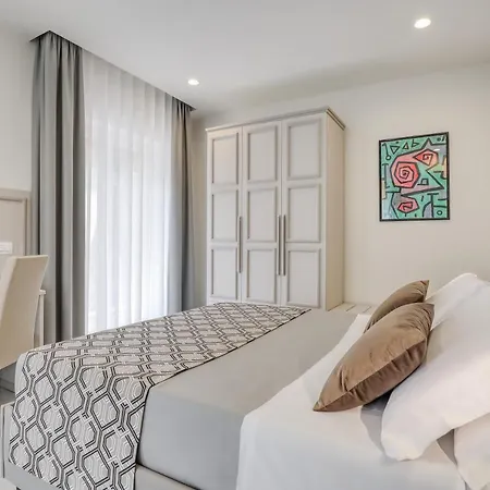 Otel Vomero High