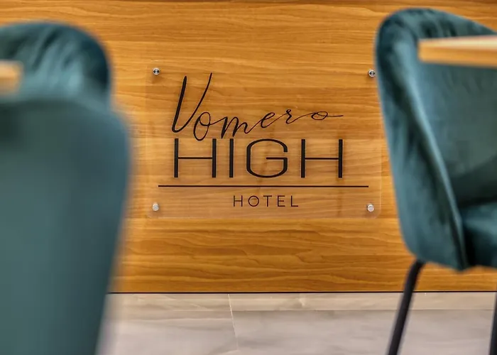 Vomero High 3* Nápoles