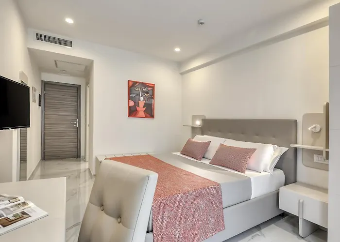 Vomero High Hotel 3*