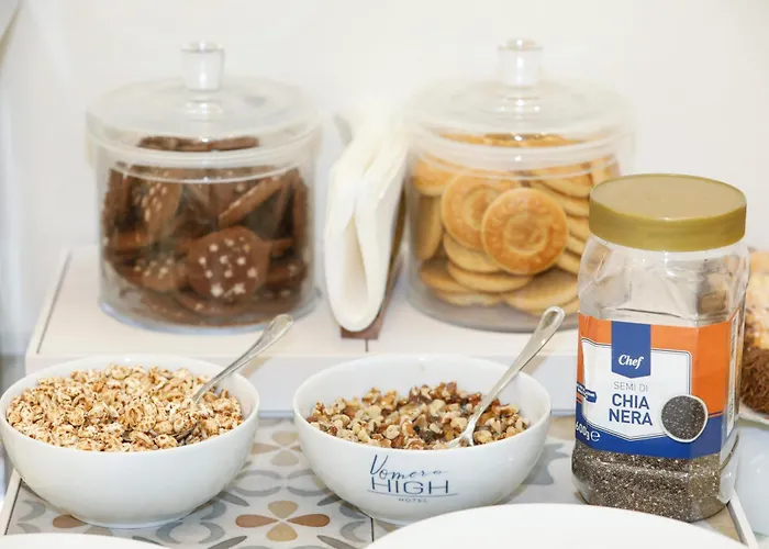 Vomero High 3* Nápoles